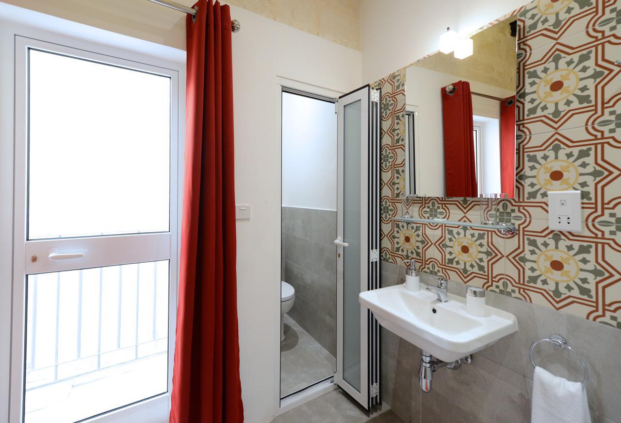 Vallettastay Lovely House Private Rooms Eksteriør billede